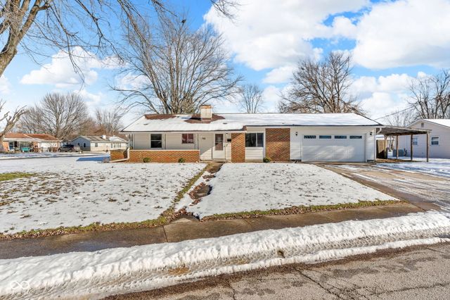 705 Hanover Drive, Whiteland, IN 46184