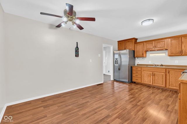 705 Hanover Drive, Whiteland, IN 46184