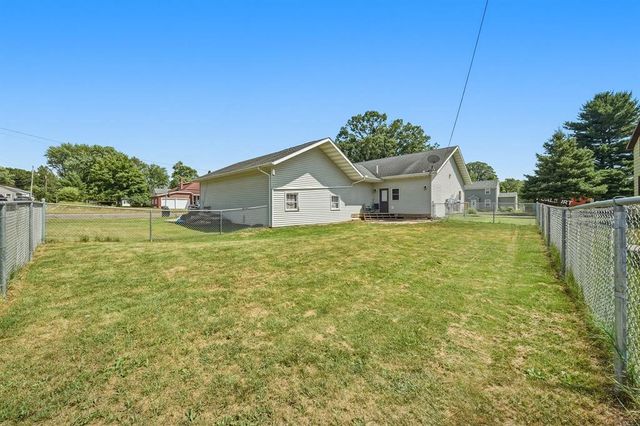 242 2nd Avenue, Chippewa Falls, WI 54729