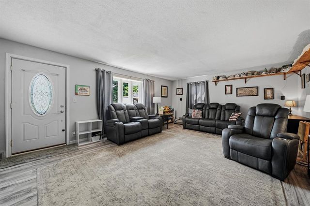 242 2nd Avenue, Chippewa Falls, WI 54729
