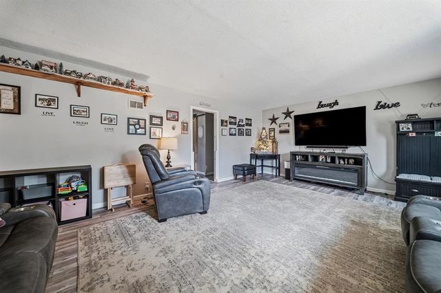 242 2nd Avenue, Chippewa Falls, WI 54729