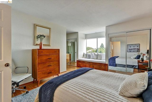 585 Crestmont DR, Oakland, CA 94619