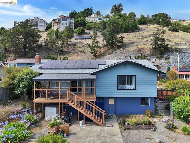585 Crestmont DR, Oakland, CA 94619
