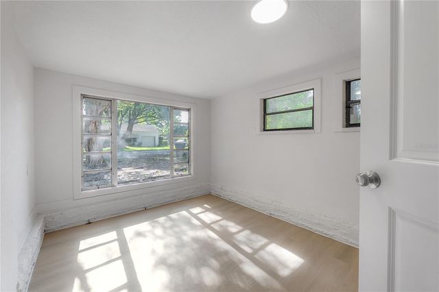 6714 N 11TH STREET, Tampa, FL 33604