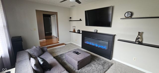 4315 Southgate Drive, Indianapolis, IN 46268