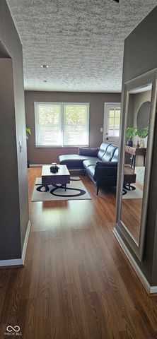 4315 Southgate Drive, Indianapolis, IN 46268