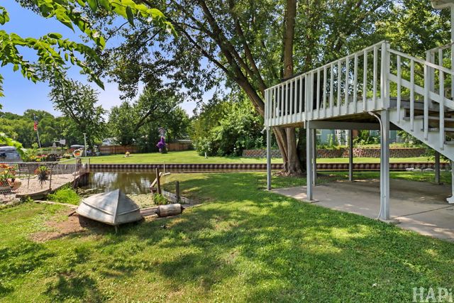 42066 N Lotus Avenue, Antioch, IL 60002