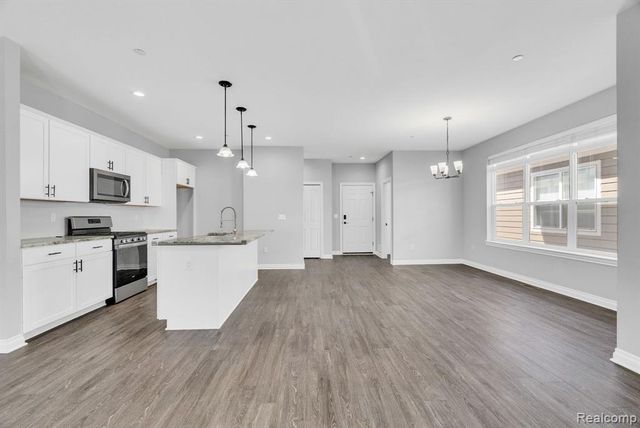 171 Jotham Avenue, Auburn Hills, MI 48326