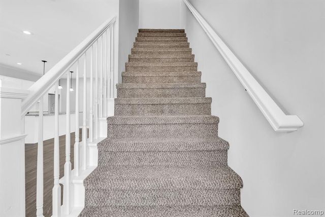 171 Jotham Avenue, Auburn Hills, MI 48326