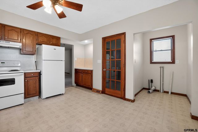 1614 Drexel Street, Omaha, NE 68107