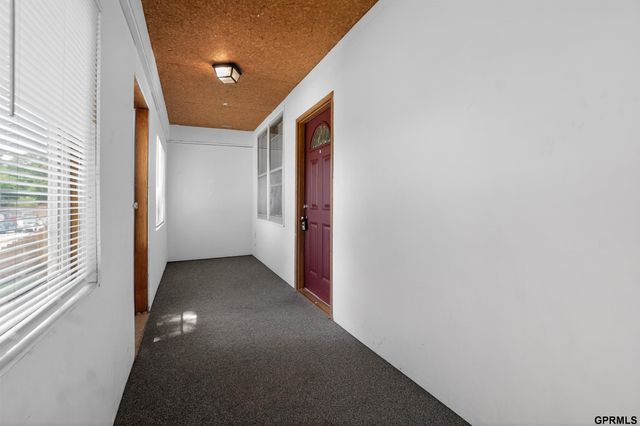 1614 Drexel Street, Omaha, NE 68107