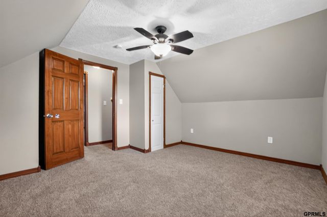 1614 Drexel Street, Omaha, NE 68107