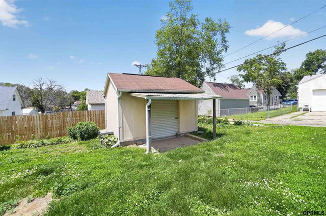 1614 Drexel Street, Omaha, NE 68107