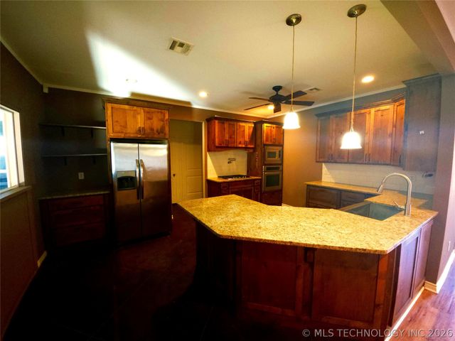 6650 S 369th Avenue W, Mannford, OK 74044