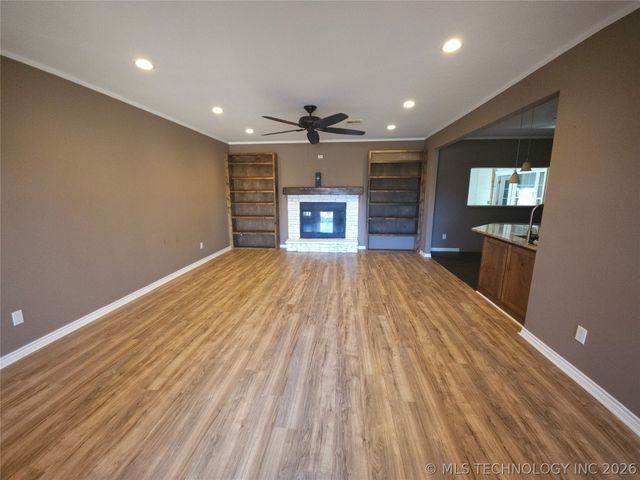 6650 S 369th Avenue W, Mannford, OK 74044