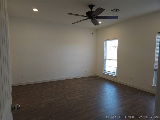 6650 S 369th Avenue W, Mannford, OK 74044