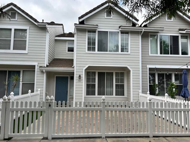 1311 phlox court, Carlsbad, CA 92011