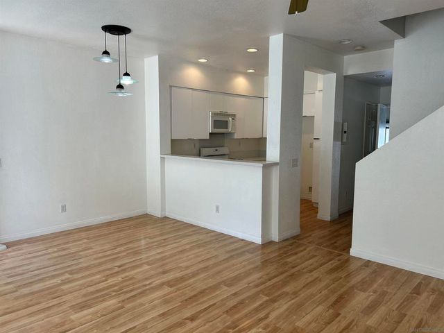 1311 phlox court, Carlsbad, CA 92011