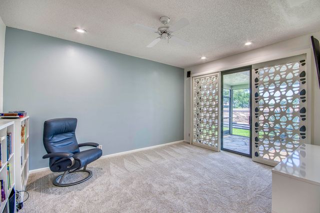 32 Glens Drive E, Boynton Beach, FL 33436