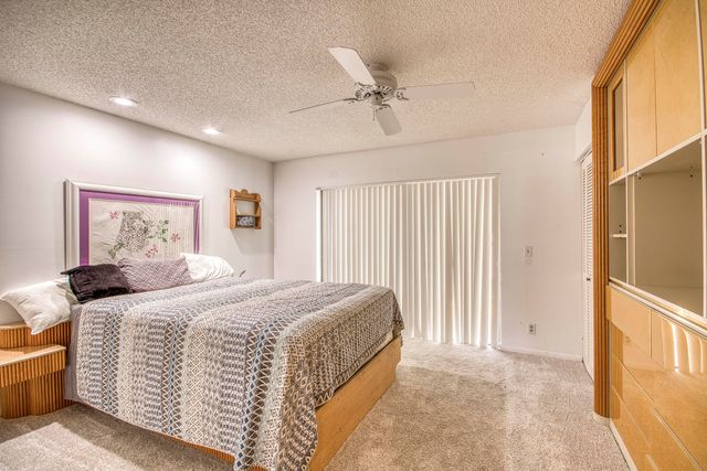 32 Glens Drive E, Boynton Beach, FL 33436