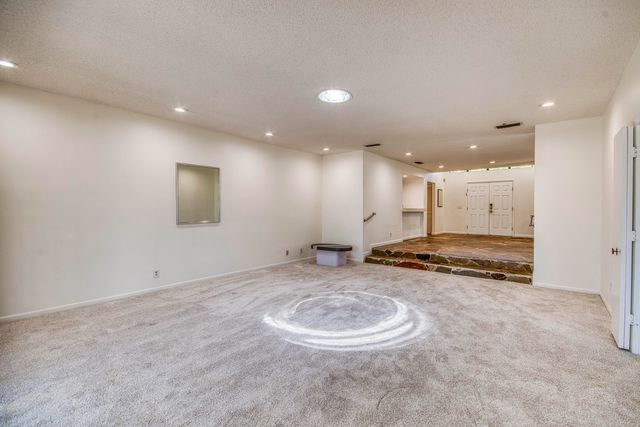 32 Glens Drive E, Boynton Beach, FL 33436