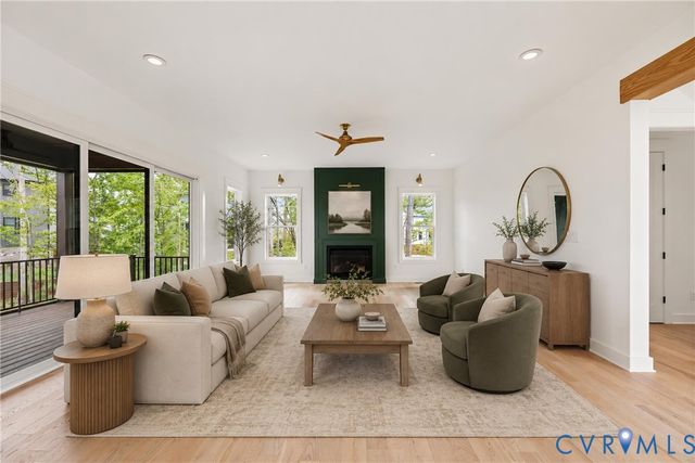 15212 Barford Dr, Midlothian, VA 23112
