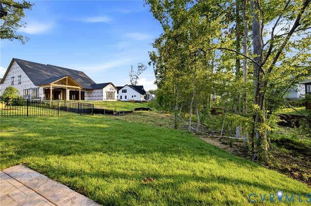 15212 Barford Dr, Midlothian, VA 23112