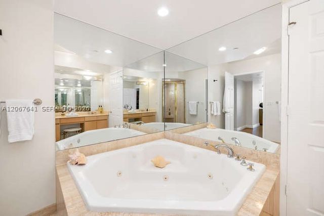 18671 Collins Ave 1001, Sunny Isles Beach, FL 33160