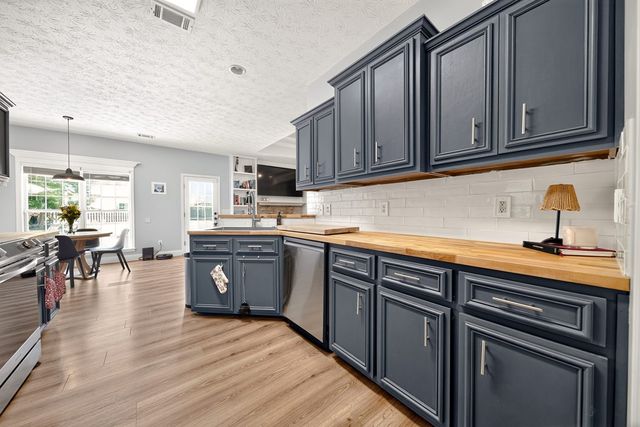 57 Meadowlark Drive, Smiths Station, AL 36877