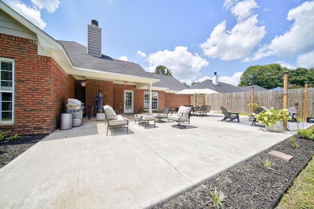 57 Meadowlark Drive, Smiths Station, AL 36877