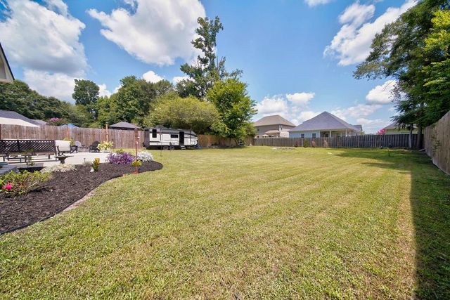 57 Meadowlark Drive, Smiths Station, AL 36877