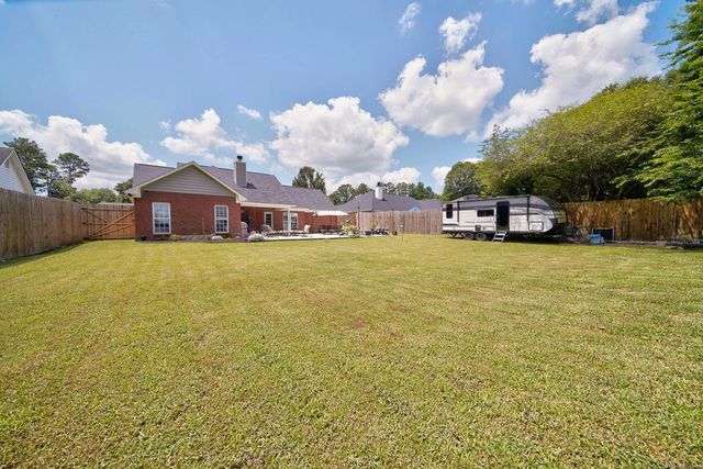 57 Meadowlark Drive, Smiths Station, AL 36877