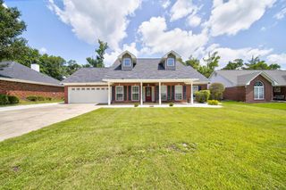 57 Meadowlark Drive, Smiths Station, AL 36877