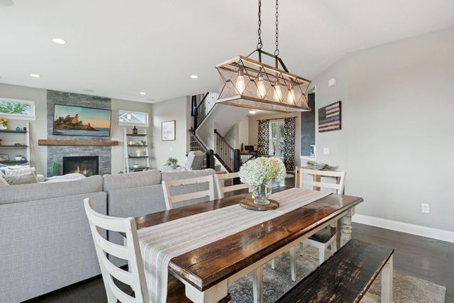 1437 Copper Hills Drive, Carver, MN 55315