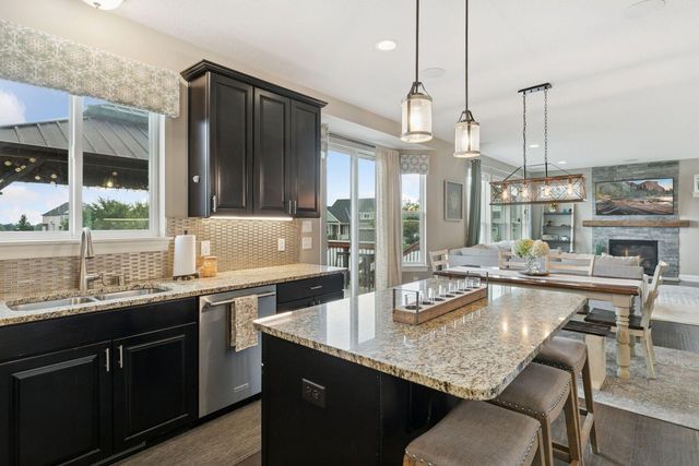 1437 Copper Hills Drive, Carver, MN 55315