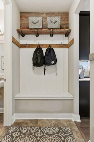 1437 Copper Hills Drive, Carver, MN 55315