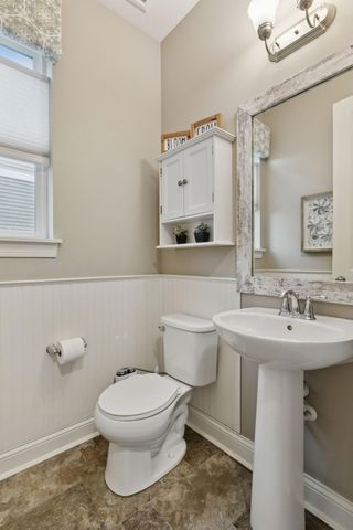 1437 Copper Hills Drive, Carver, MN 55315