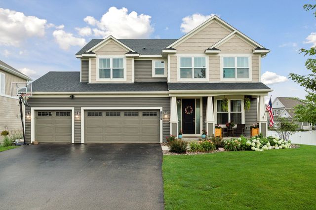 1437 Copper Hills Drive, Carver, MN 55315