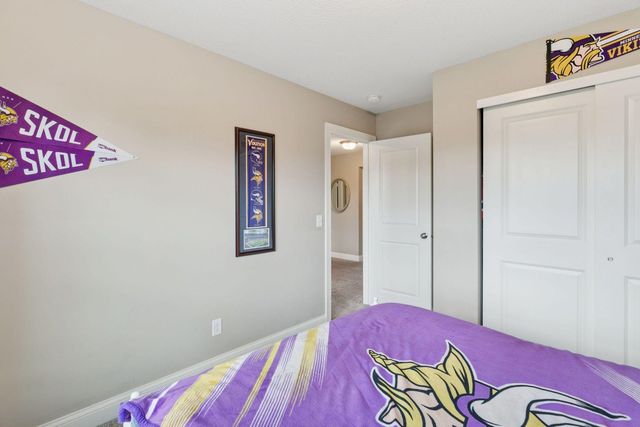 1437 Copper Hills Drive, Carver, MN 55315