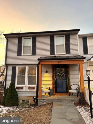 2120 S LOWELL ST, Arlington, VA 22204