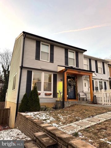 2120 S LOWELL ST, Arlington, VA 22204