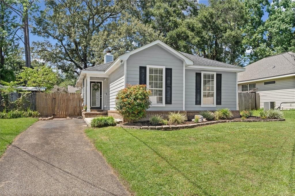 1004 Louise Avenue, Mobile, AL 36609 — exterior
