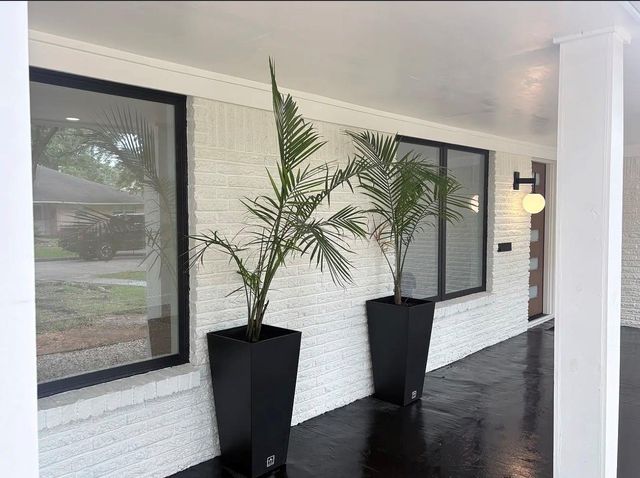 704 Fleetwood Street, Baytown, TX 77520