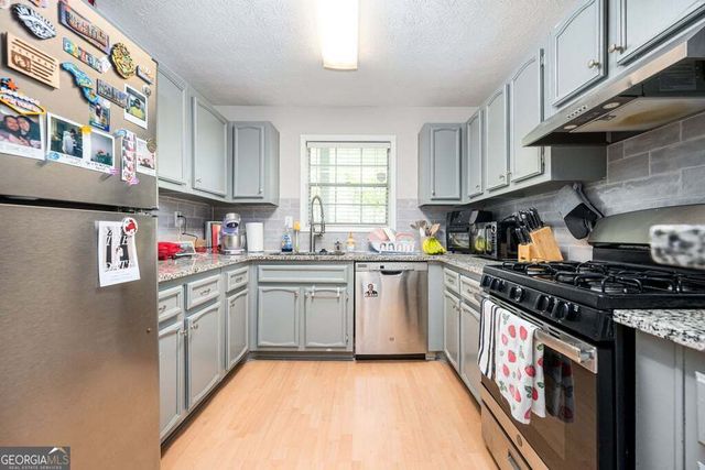 1104 Natchez Trc, Sandy Springs, GA 30350