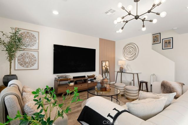 282 Basswood Way, San Jacinto, CA 92583