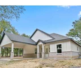 421 SW County Road 3050, Purdon, TX 76679