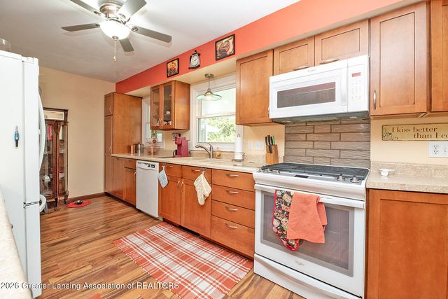 12565 Mckouen Drive, Dewitt, MI 48820