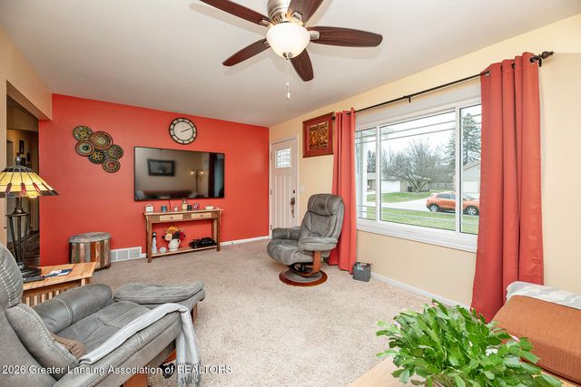 12565 Mckouen Drive, Dewitt, MI 48820