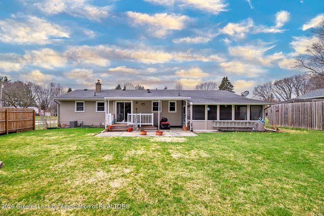 12565 Mckouen Drive, Dewitt, MI 48820