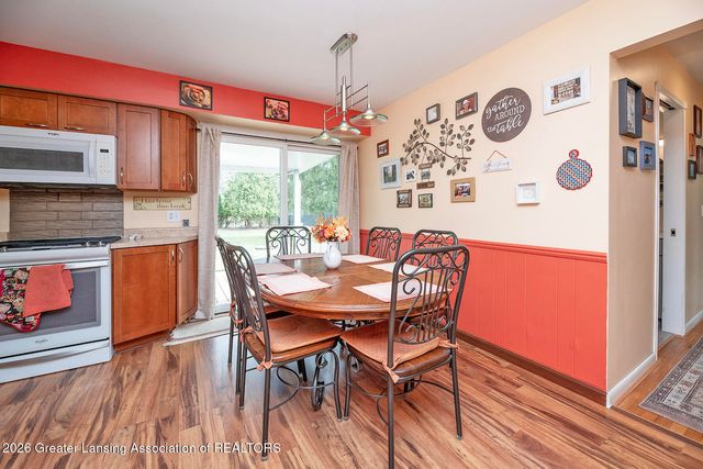 12565 Mckouen Drive, Dewitt, MI 48820